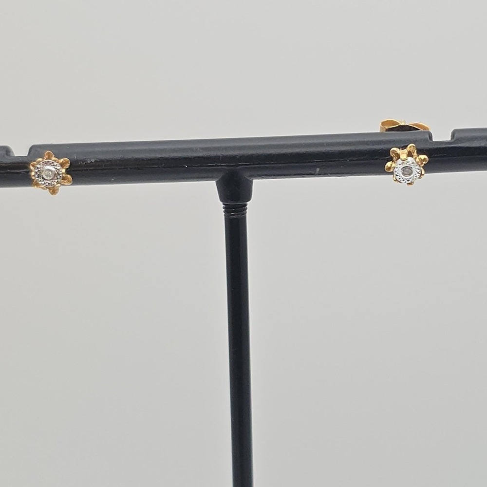 Vintage Diamond Stud Earrings 10k Yellow Gold Diamond Cut Setting 10k Gold Backs - Picture 3 of 11